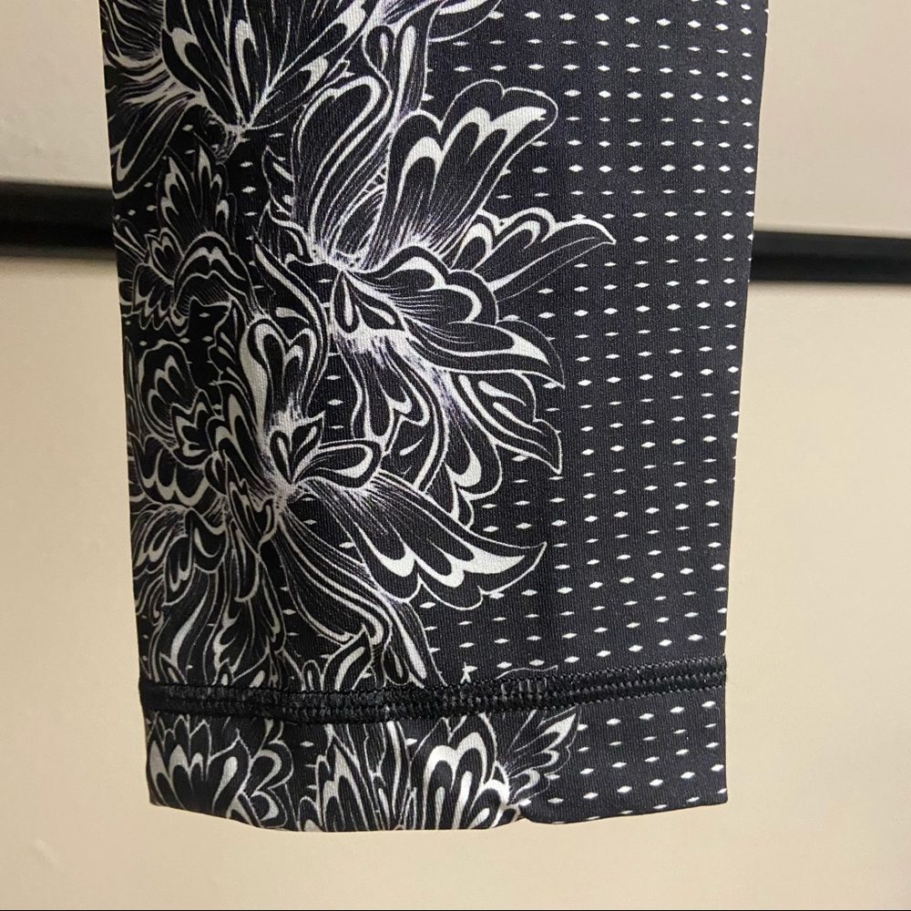 lululemon NWOT Legging Sz 10 - Picture 4 of 7
